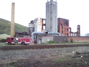 SNC00204 Salamanca NY fire Philadelphia / Fancher Furniture and Luminite fire 5-8-2010