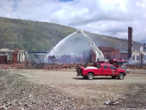 SNC00248 Salamanca NY fire Philadelphia / Fancher Furniture and Luminite fire 5-8-2010